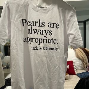 White Graphic T-Shirt Sz L with the best saying